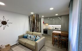 Cristal House 250 Meters From Monte Gordo Beach